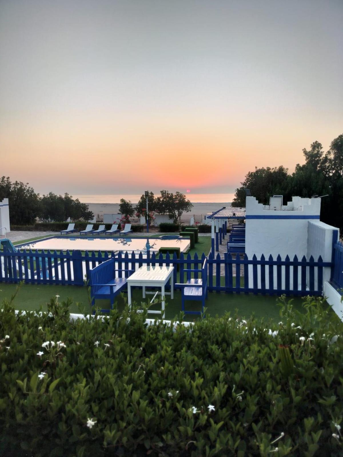 Al-Ashkhara Beach Resort منتجع شاطئ الأشخرة アッ・シャルキーヤ エクステリア 写真